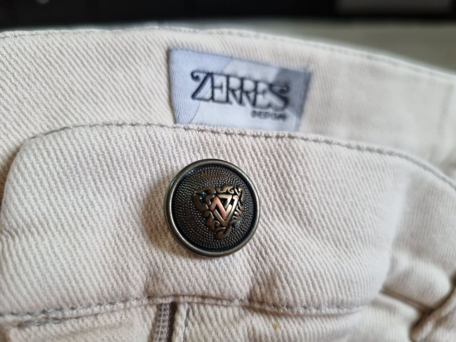 Blugi crem, marimea 40 (M-L)