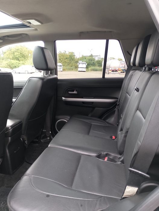 Suzuki Grand Vitara 2006    1.9  129 коня  4×4