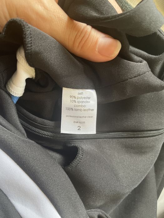 Страхотна рокля