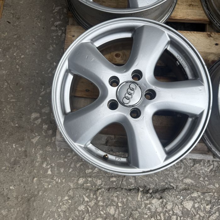 Алуминиеви джанти Audi Mercedes VW 6,5J R16 ET 43  KBA45583 ном 702