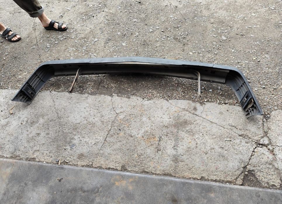 Бампер передний Опель Аскона