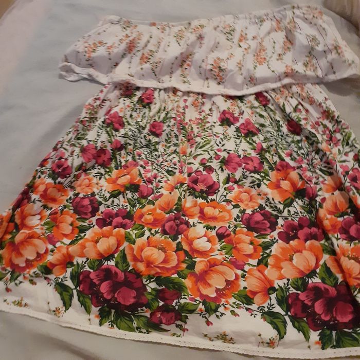 Top Atmosphere cu model inflorat