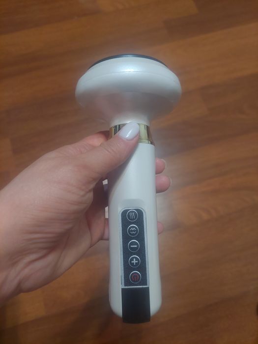 Антицеллюлитный вакуумный массажер