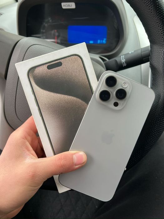 Ипхоне 15 про мах