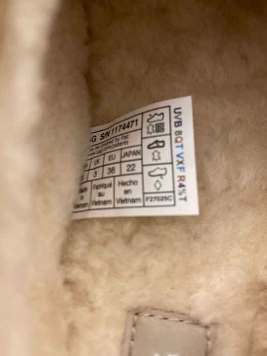 Ugg Tazz 2, mărimea 36 – noi 420 lei