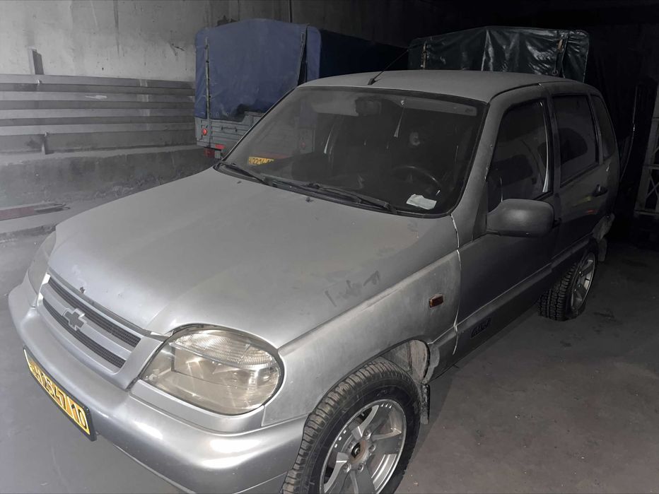 Нива Шевроле (3 шт)