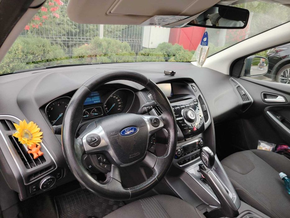 FORD Focus 2012 — imagine 4
