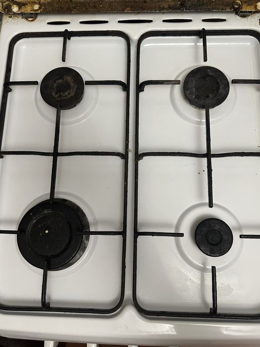 Продам газовую плиту