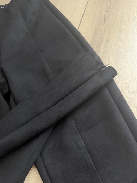 Colanti negri catifelati Zara