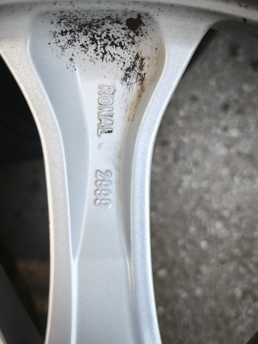 17" оригинални алуминиеви джанти за Ford Kuga.