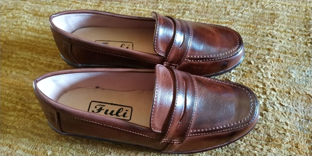 Дамски обувки номер 39