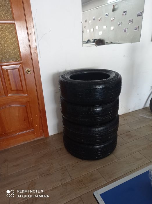 Продам шины всесезонные 235/60/18