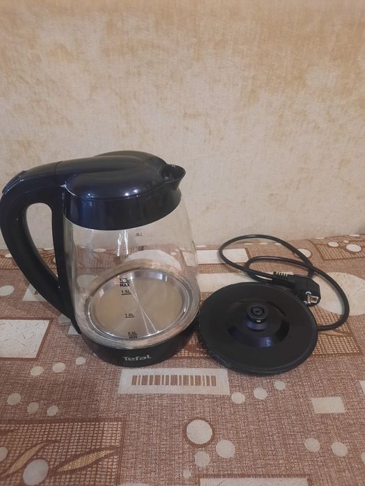 Продается электрочайник