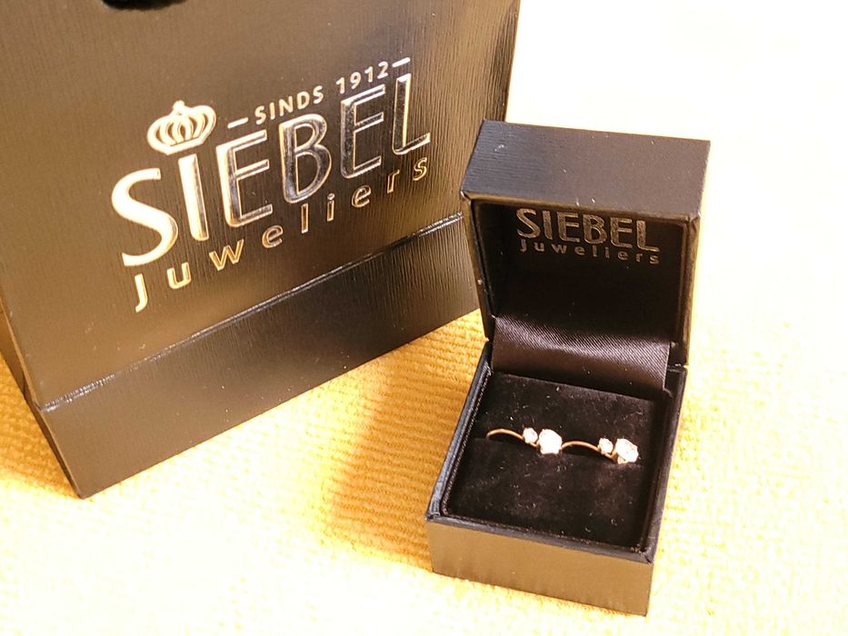 Cercei din aur pentru fetite, marca Siebel