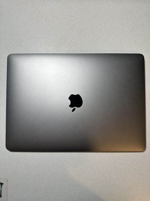 Vand MacBook Air 13″ 2019, i5 1.6 GHz, 8 GB, Intel UHD Graphics 617