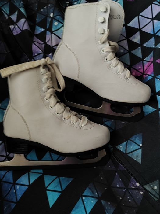 Детские коньки для девочки
