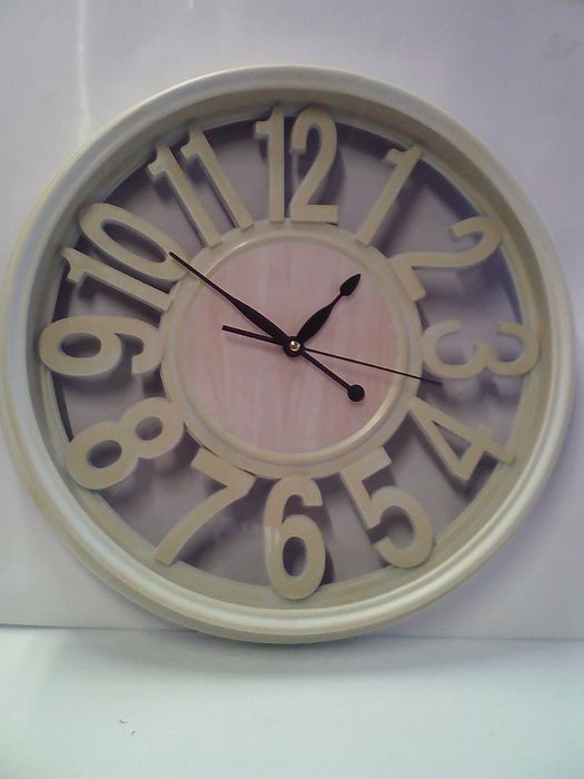 Стенен часовник24