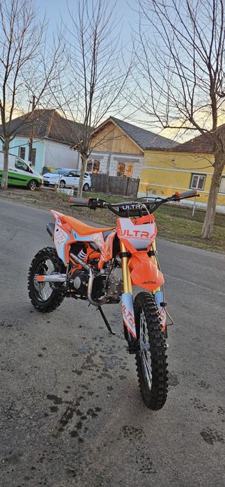 Vând cross Ultra 125cc