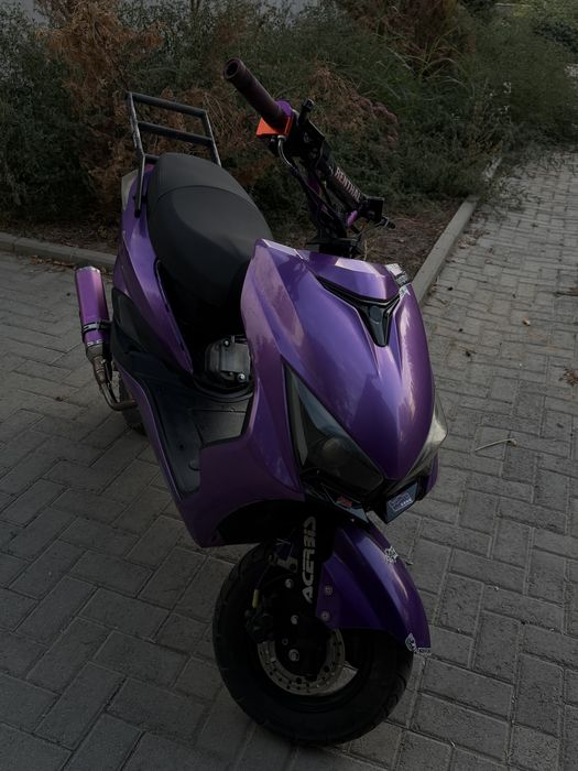 Продам мопед м8 про