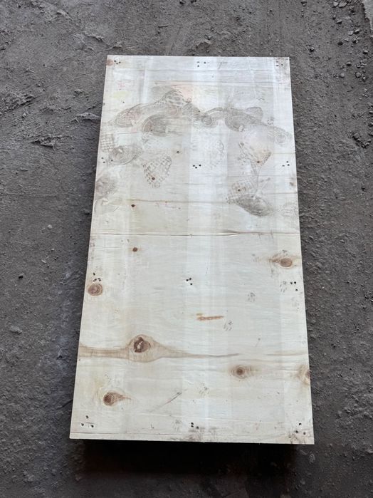 Продавам шперплат палети 138x72 см