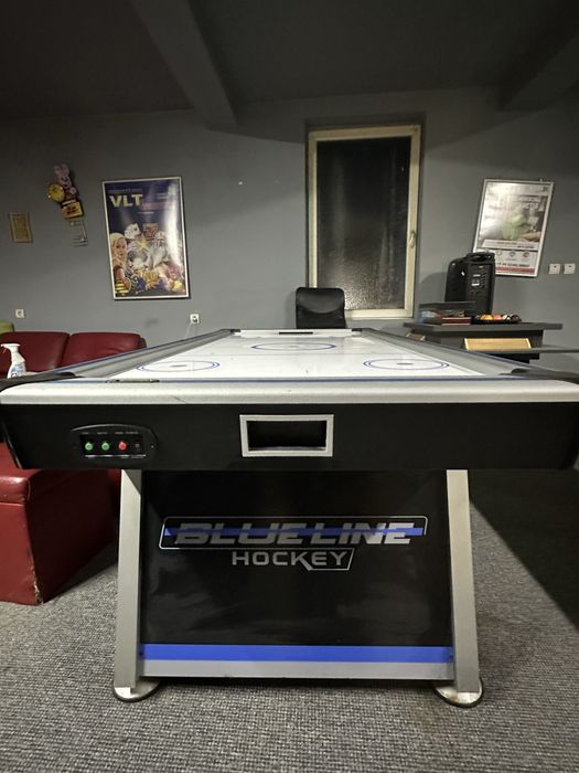 Masa Air Hockey folosita aprox 5 ore