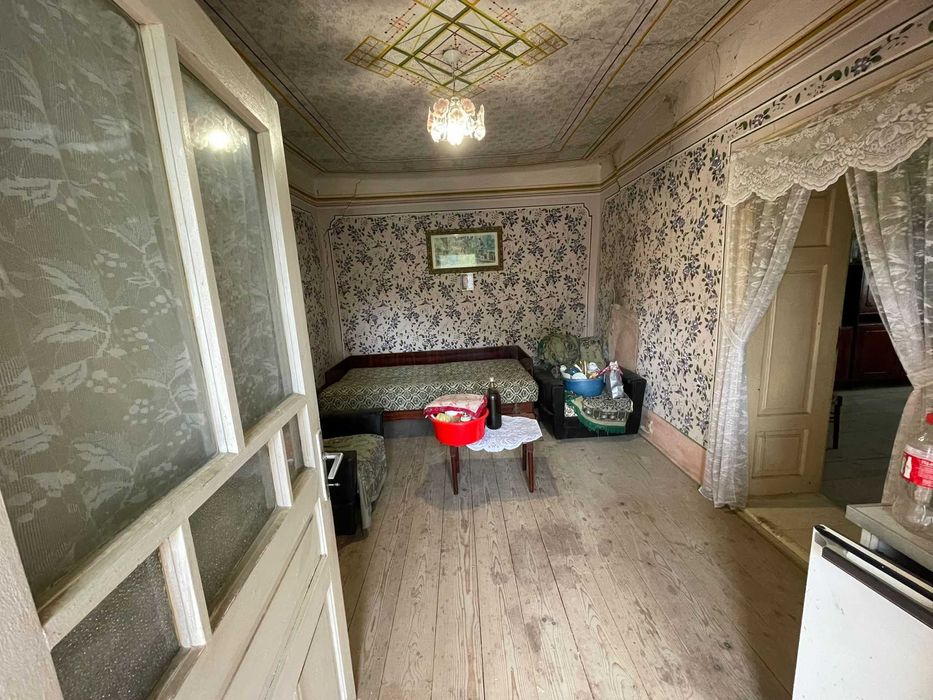 Casă la Țară în com Grăniceri ,jud Arad
