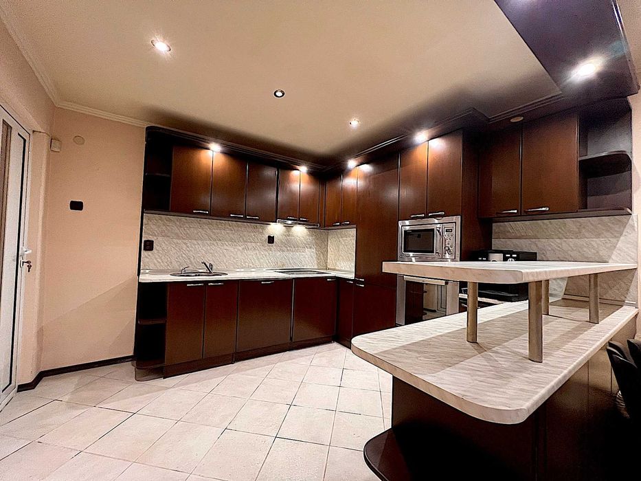 Продава се Тристаен апартамент в Враца, Център - 82 кв.м за 1487 €/кв.м - Снимка #4