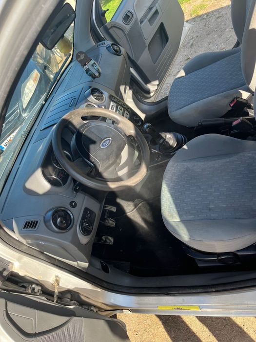 Vând ford fusion  2005 1.4 dizel