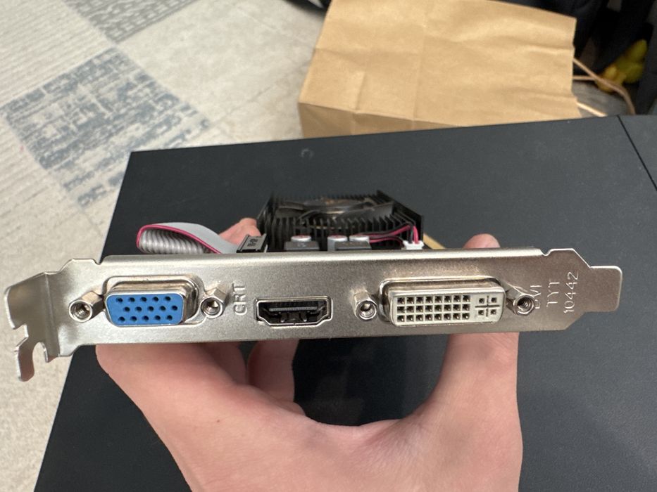 Видеокарта GT 730 2GB