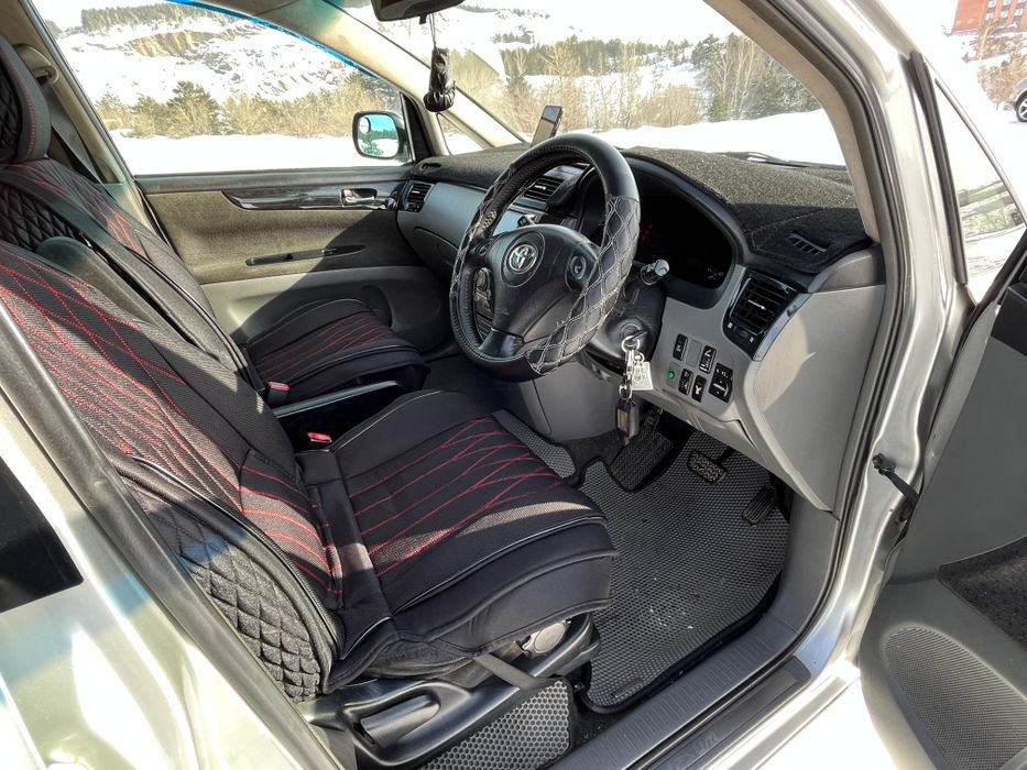 Продам Toyota ipsun