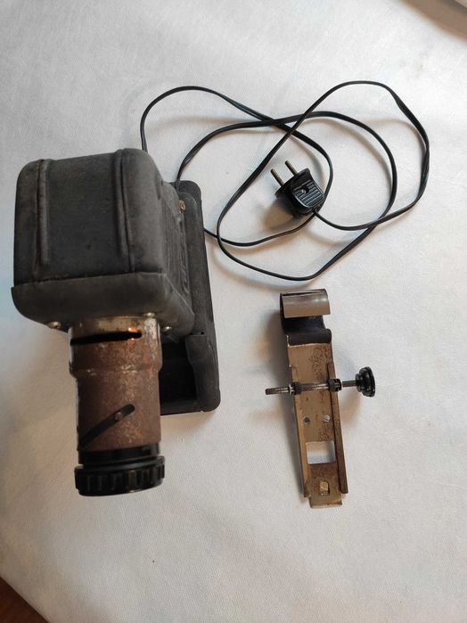 АПАРАТ за Диафилми / РЕТРО (СССР-1957 г.)  ... само за