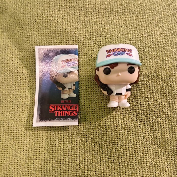 Funko pop kinder яйца Stranger things  2€