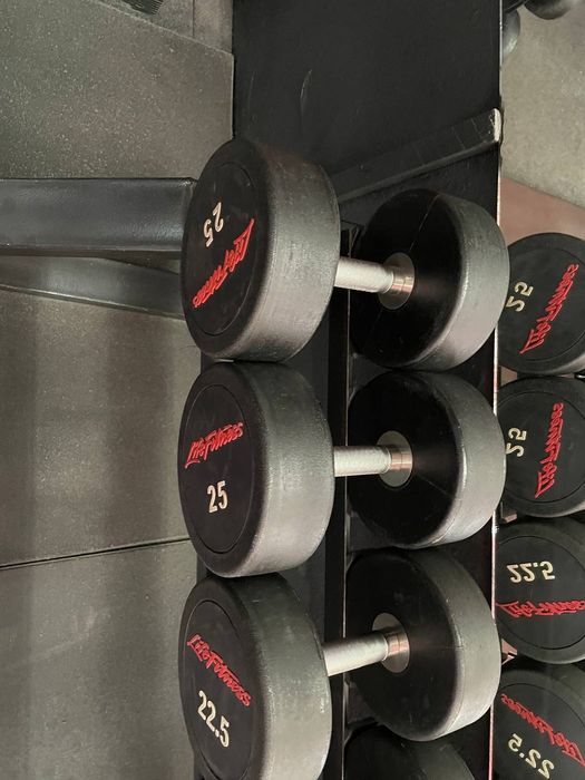 Продаётся гантели разные весов