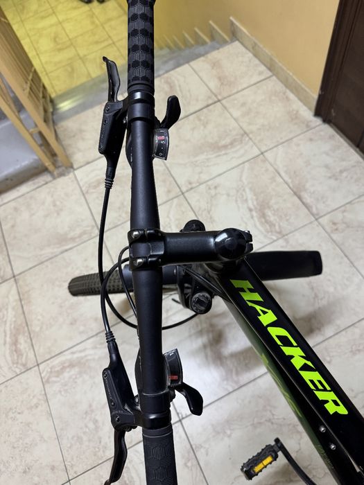 Продам велосипед  хакер 700 в отличном состояние.
