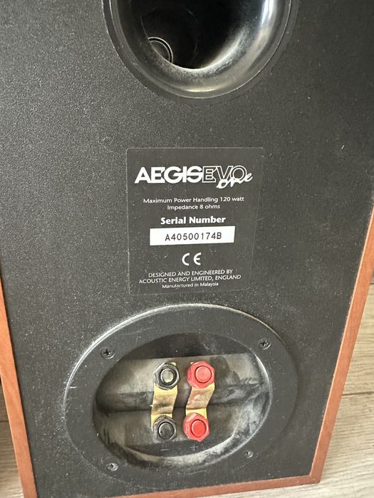 Колонки Aegis evo one и Aegis evo centro