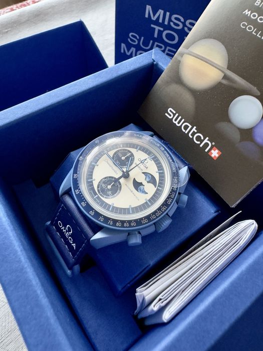 OMEGA X Swatch MISSION to the moonphase