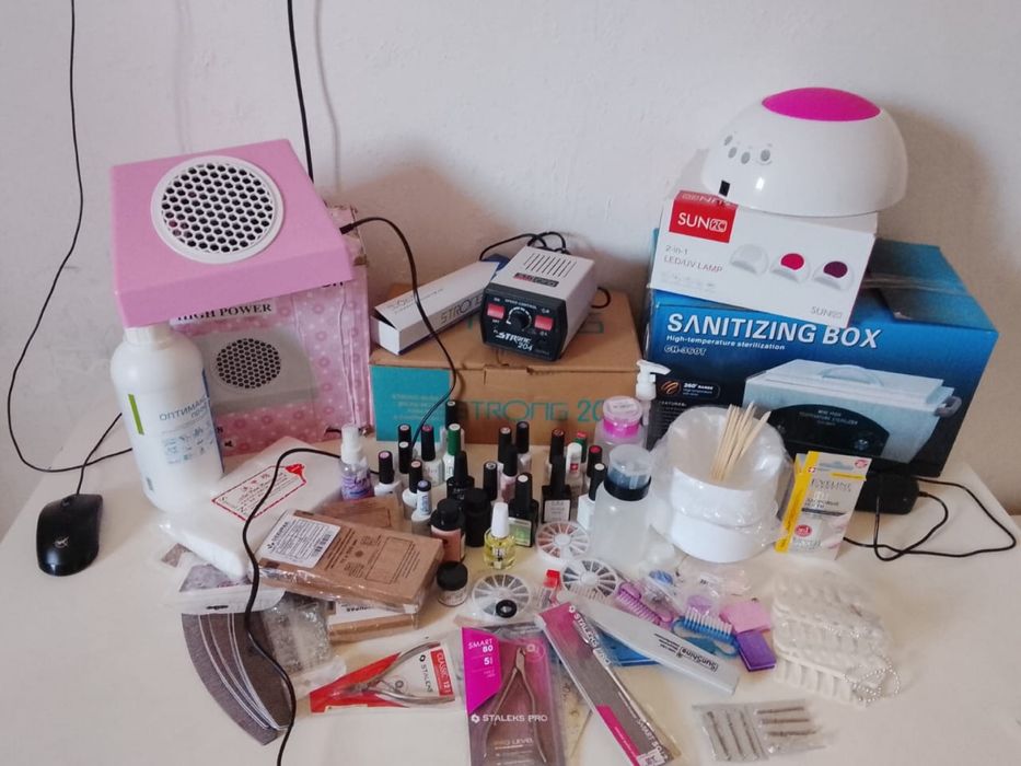 маникюрный аппарат