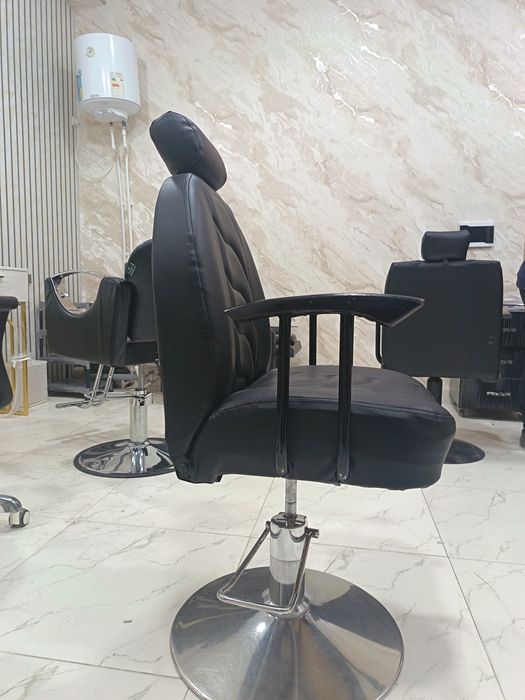 Кресло для порихмахиров