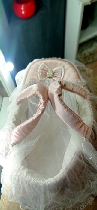 Продам люльку очень красивая.