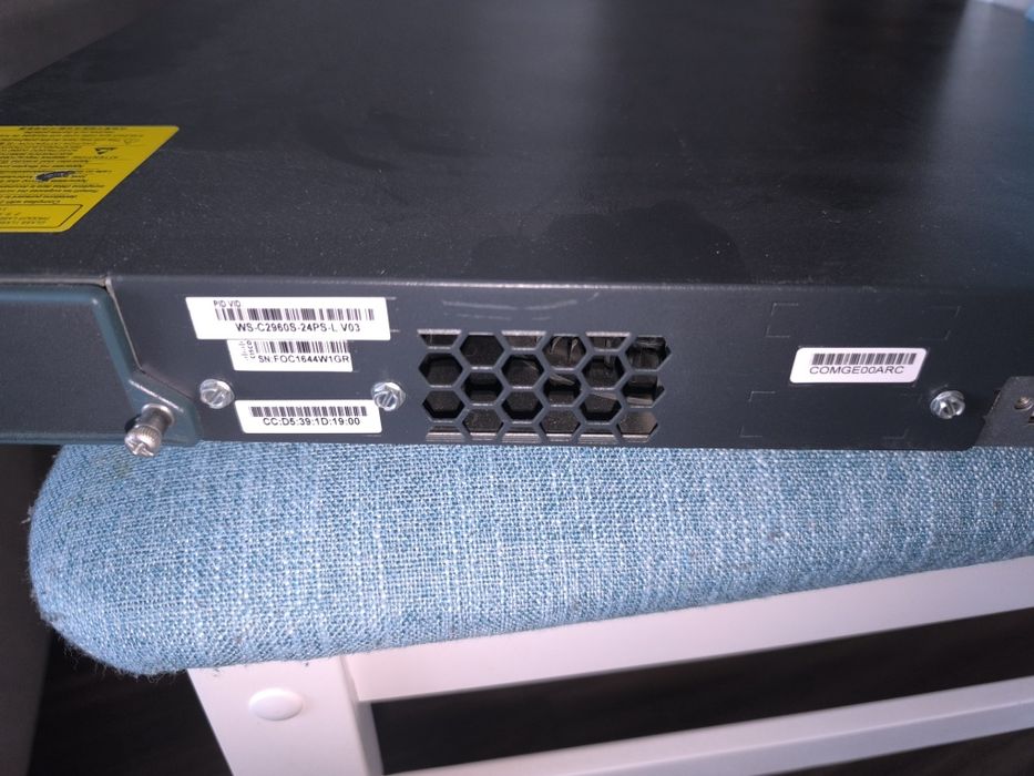 Cisco 2960-s poe