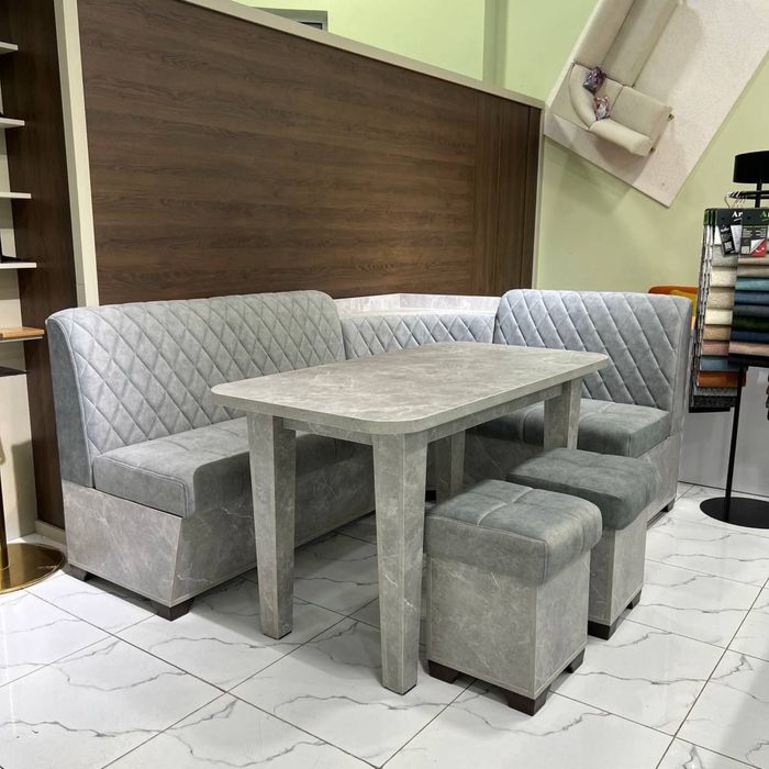 Кухонный уголок комплект.