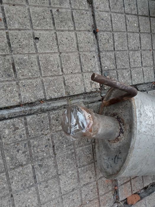 Гърнета за кола , средно и задно