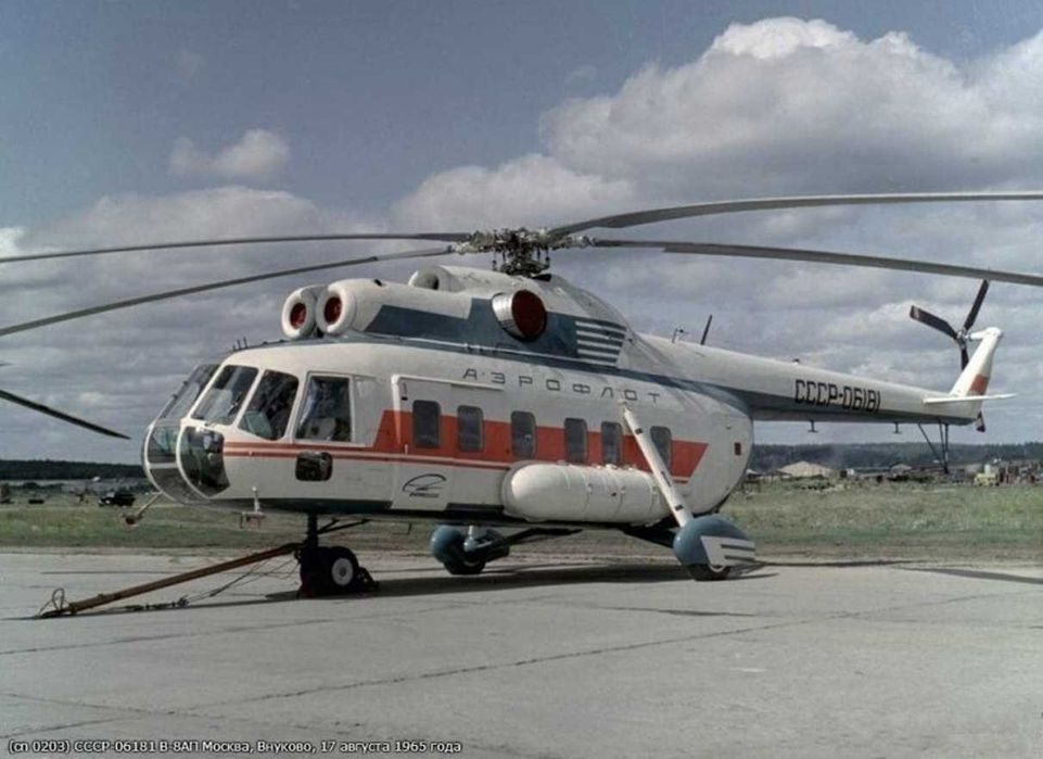 сборная модель вертолет В-8 в масштабе 1/48! СССР 1980 год!