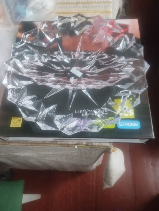 Продается стеклянное блюдо