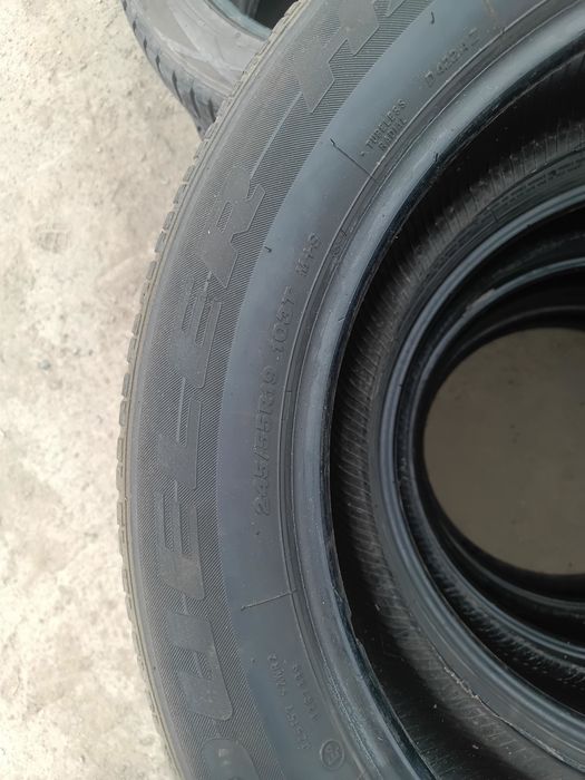 Bridgestone 245/ 55 R19