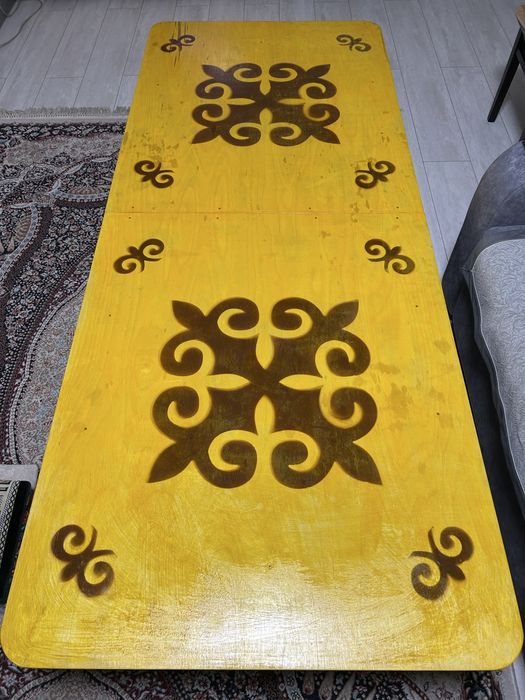 Продается раскладной стол 2.20х90х37