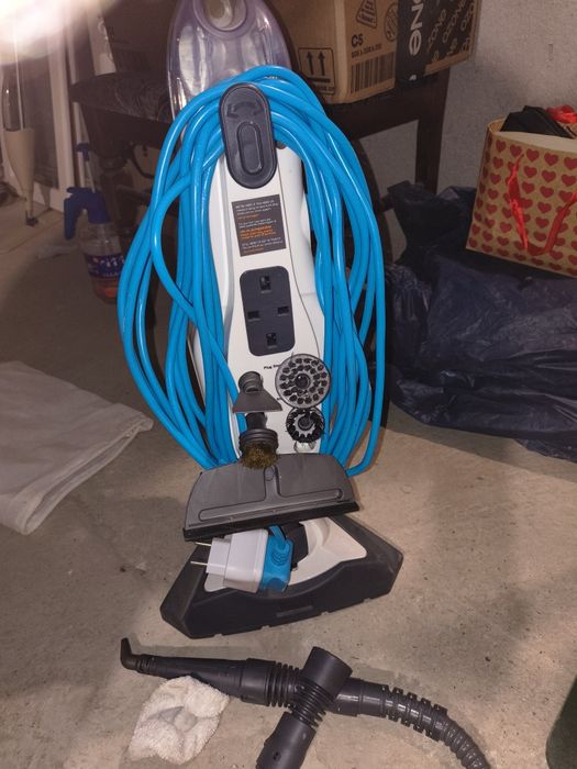 Парочистачка Vax с много приставки