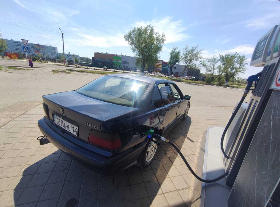 Продам БМВ 1991 г.в. Е 36