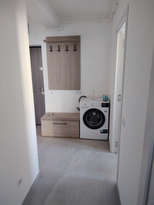 Închiriez apartament ultracentral cu 2 camere