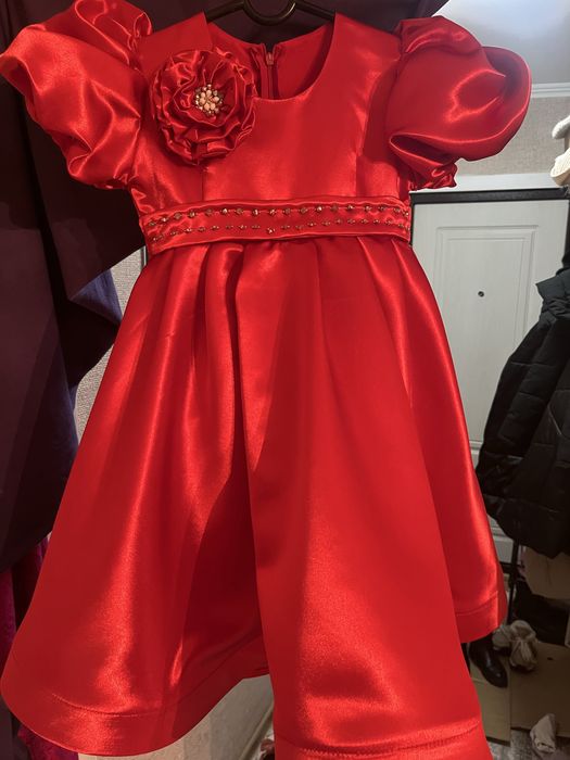 Детское платье новое